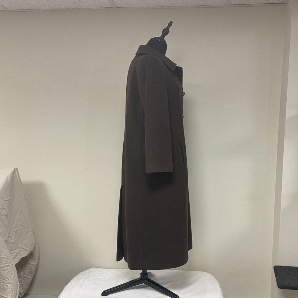 Lush brown cashmere coat by Neiman Marcus, size 8 - Picture 5 of 8